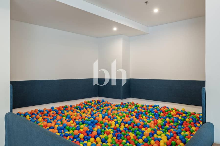 6 images image img