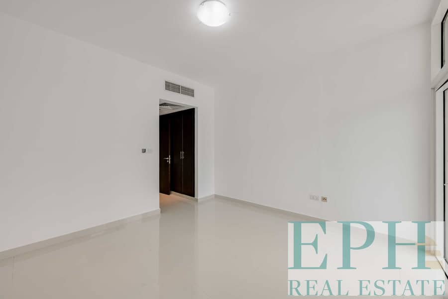 12 BR Balcony 1. jpg
