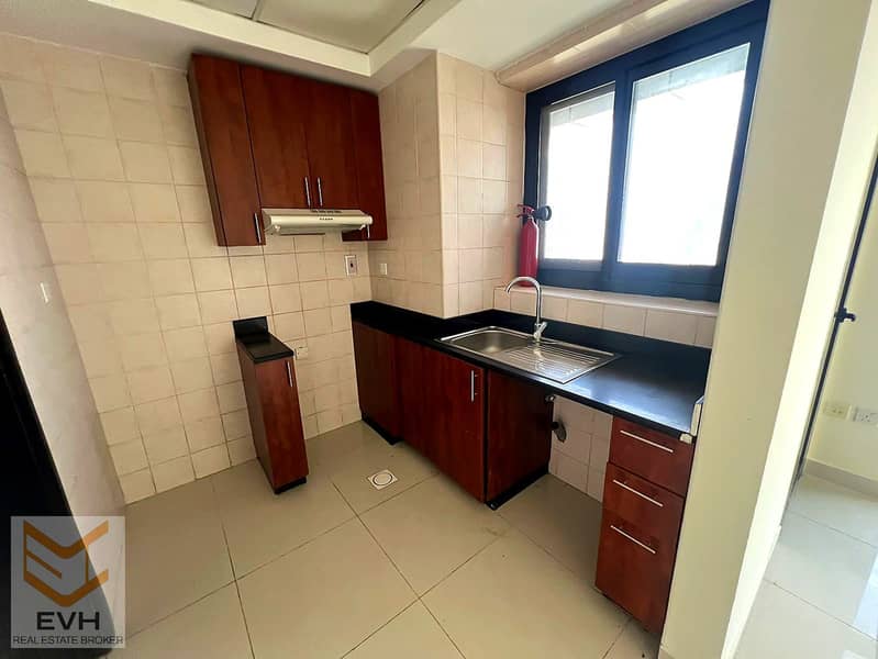 6 property_04_enhanced. jpg