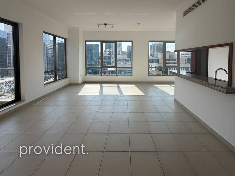 Apartamento en Downtown Dubai,South Ridge,South Ridge 5, 1 dormitorio, 110000 AED - 16716033 Apartamento en Downtown Dubai,South Ridge,South Ridge 5, 1 dormitorio, 110000 AED - 16716033