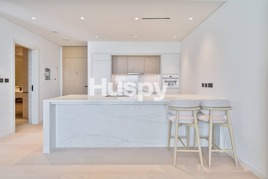 OP Deal | Fully Furnished | Full Park View OP Deal | Fully Furnished | Full Park View