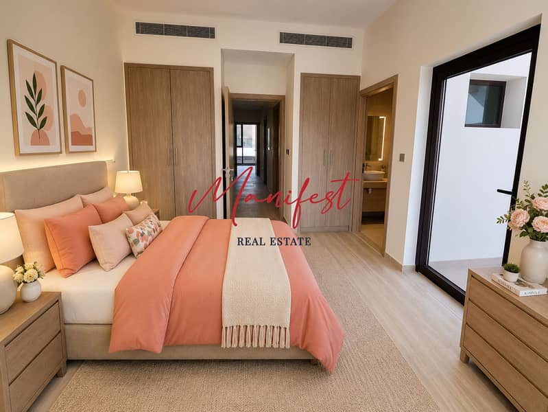 3 Warm Coral Modern Bedroom. png
