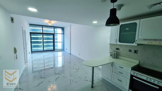1 habitación Apartamento para en Alquiler en Jumeirah Lake Towers (JLT), Dubai - WhatsApp Image 2026-10-02 at 5.54. 10 PM (3). jpeg