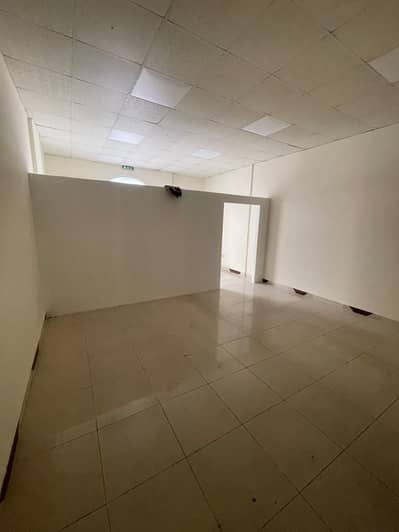 Shop para en Alquiler en International City, Dubai - WhatsApp Image 2026-07-29 at 11.43. 00 PM. jpeg