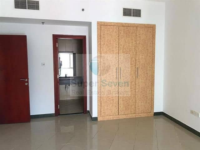 8 cb5be10b-75bc-468b-b541-08ff8fa56dc9. jpg