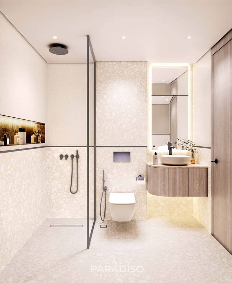 4 10_Bathroom. jpg