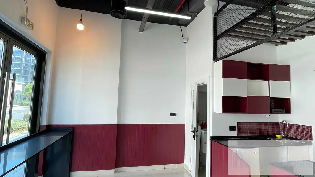 || FULLY FURNISHED || BOULEVARD FACING || NEAR TO OPEN PARKING || PRIME LOCATION ||