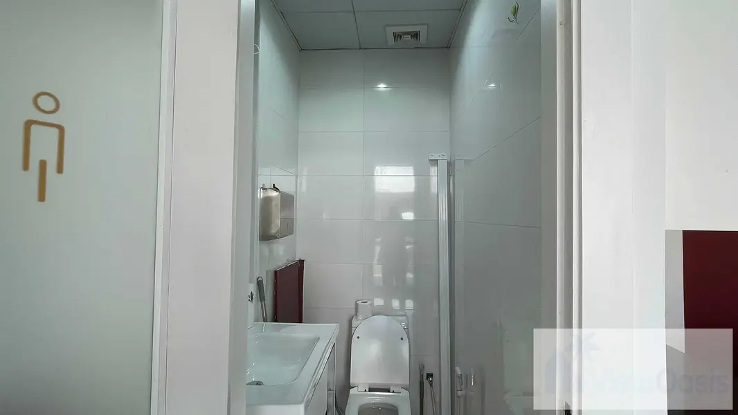 || FULLY FURNISHED || BOULEVARD FACING || NEAR TO OPEN PARKING || PRIME LOCATION ||