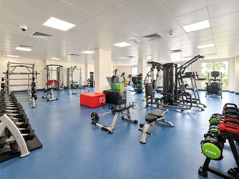 9 Bright Modern Gym Interior. png