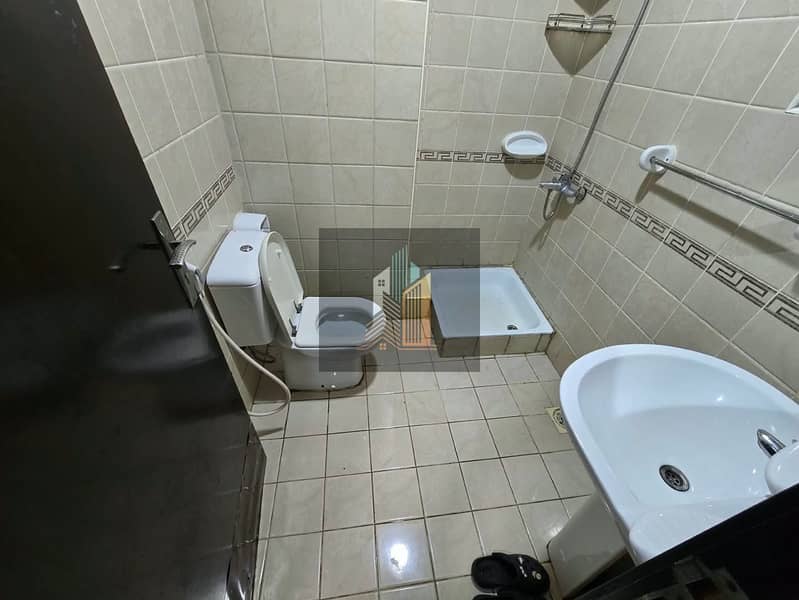 7 98158. jpg