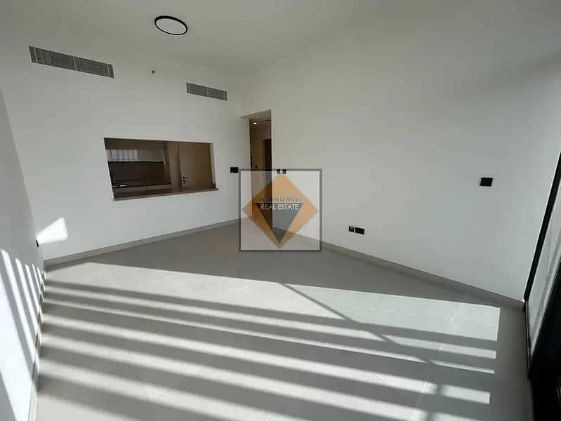 10 869312402-800x600. webp