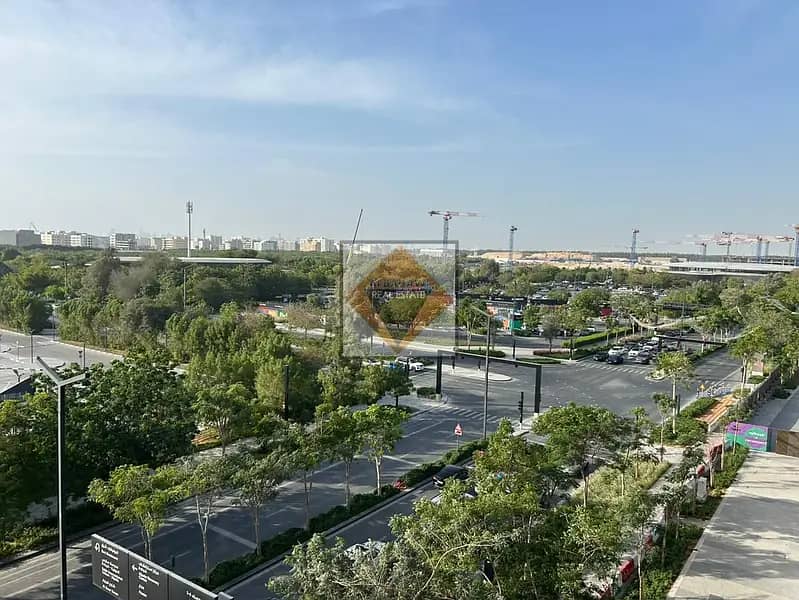 12 869312513-800x600. webp