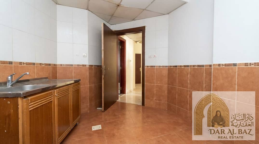 8 Real_estate_photo_enhancement_in…_20261002101123 (1). jpg
