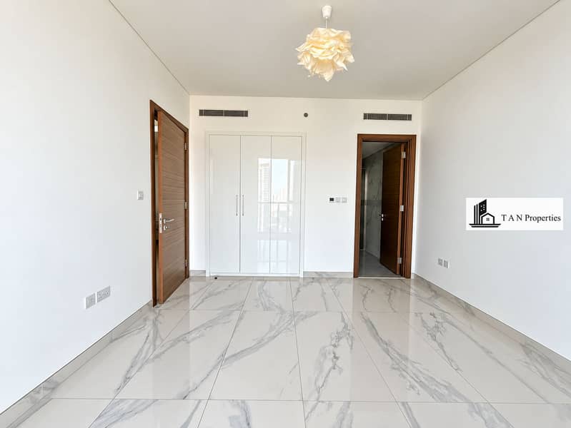 5 Modern Minimalist Room with Marble Floors. png