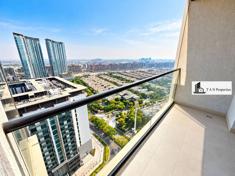 13 Modern Balcony Overlooking Cityscape. png