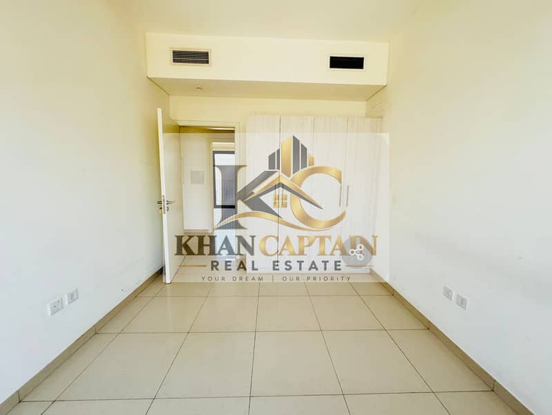 12 1000420175. jpg
