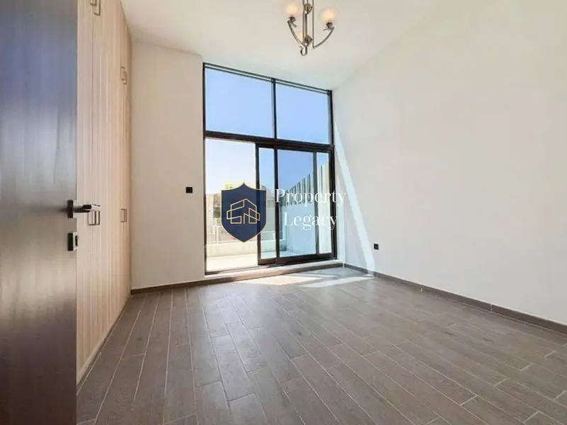 Massive Layout | Ready to Move | Prime Area