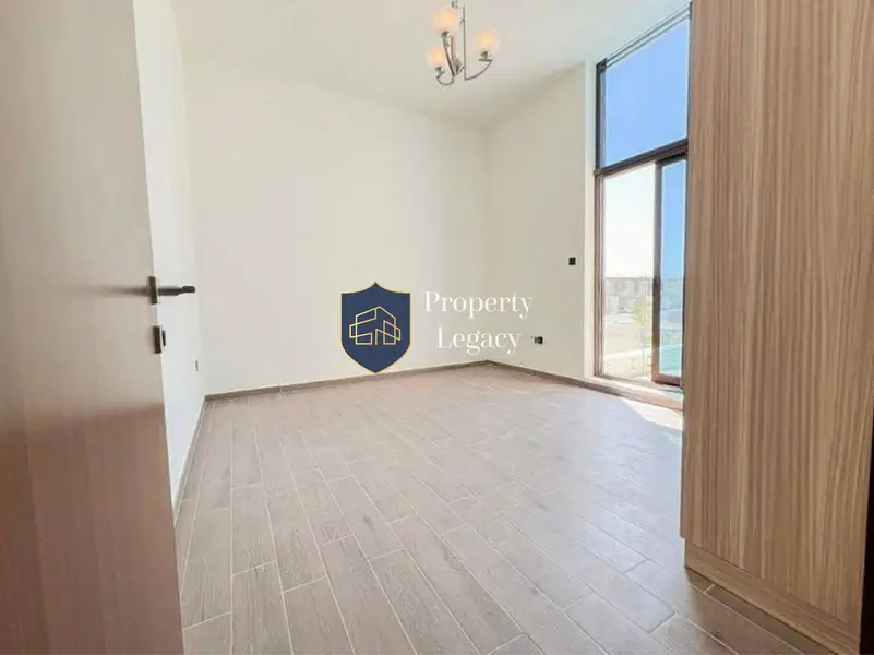Massive Layout | Ready to Move | Prime Area