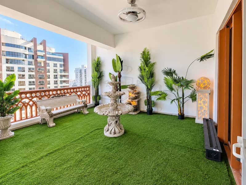 11 Lush Urban Terrace Garden. png