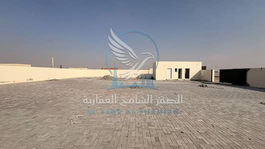 Warehouse for Rent in Al Sajaa Industrial, Sharjah - ard-for-rent-alsjah-alsharqh-property-07. jpg Warehouse for Rent in Al Sajaa Industrial, Sharjah - ard-for-rent-alsjah-alsharqh-property-07. jpg