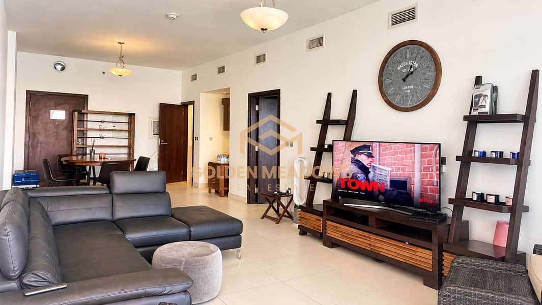 5 Modern Open-Plan Living Room. png