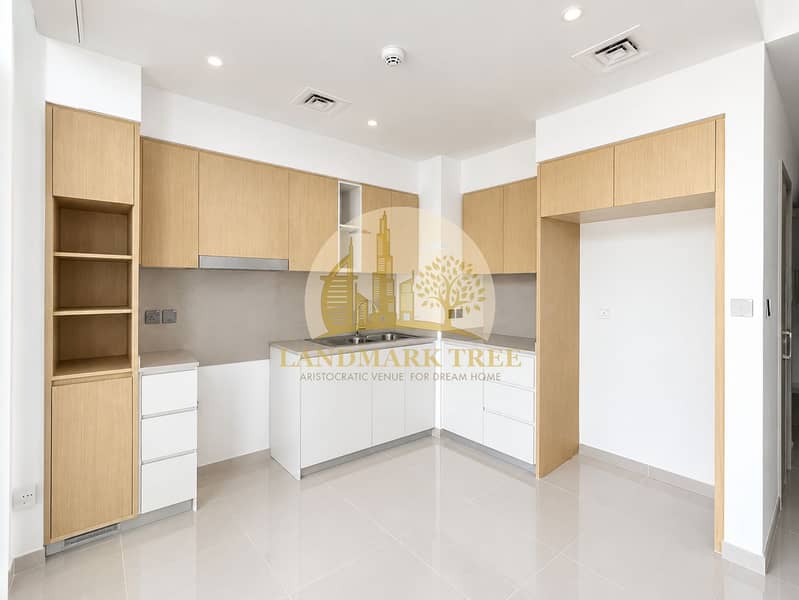 6 Minimalist Scandinavian L-Shaped Kitchen. png