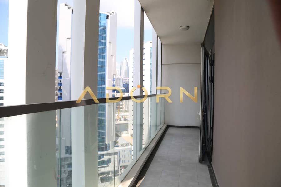 15 Balcony1. JPG
