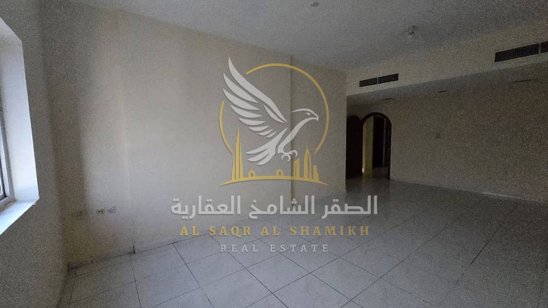 10 shqa-for-rent-2-bedroom-albwtyna-alsharqa-living-room-02. jpg