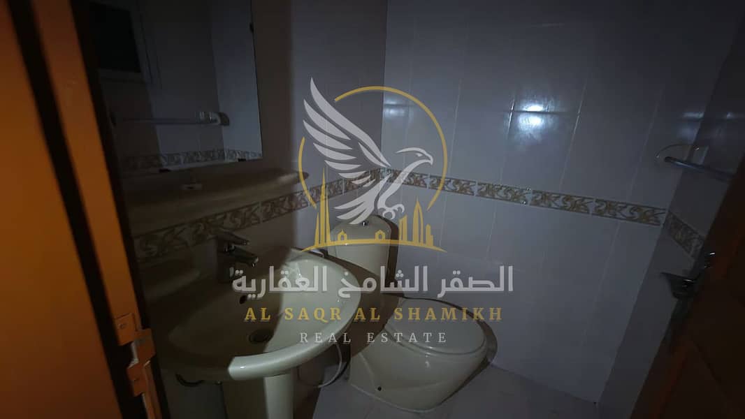 14 shqa-for-rent-2-bedroom-albwtyna-alsharqa-bathroom-06. jpg