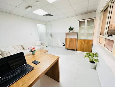 Office para en Alquiler en Deira, Dubai - 083352a7-7571-4107-81f3-6d2dc9fcd771. jpg Office para en Alquiler en Deira, Dubai - 083352a7-7571-4107-81f3-6d2dc9fcd771. jpg