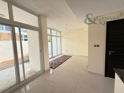 3 habitaciones Villa para en Venta en DAMAC Hills 2 (Akoya by DAMAC), Dubai - Villa en DAMAC Hills 2 (Akoya by DAMAC),Albizia, 3 dormitorios, 1450000 AED - 16722054 3 habitaciones Villa para en Venta en DAMAC Hills 2 (Akoya by DAMAC), Dubai - Villa en DAMAC Hills 2 (Akoya by DAMAC),Albizia, 3 dormitorios, 1450000 AED - 16722054