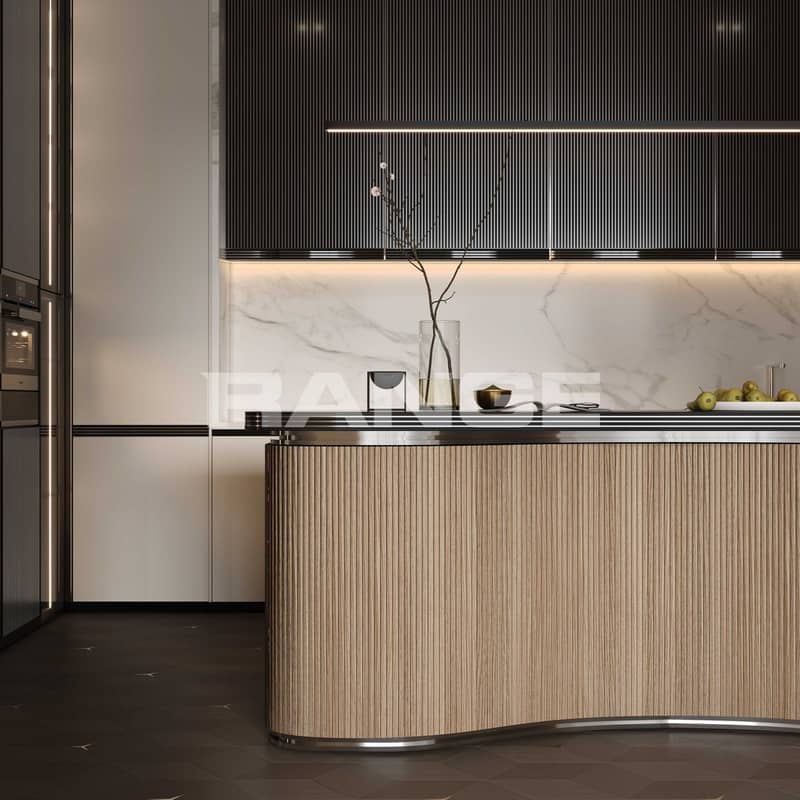 6 Kitchen-P1-003. jpg