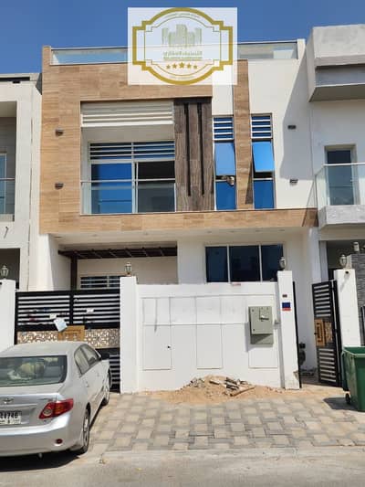 Townhouse de 4 chambres à à vendre à Al Yasmeen, Ajman - WhatsApp Image 2026-10-01 at 6.36. 51 PM. jpeg Townhouse de 4 chambres à à vendre à Al Yasmeen, Ajman - WhatsApp Image 2026-10-01 at 6.36. 51 PM. jpeg