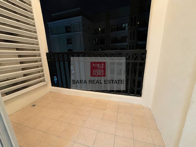 2 Balcony. png