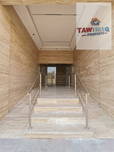 10+ Habitaciones Building para en Alquiler en Al Alia, Ajman - 1001492089. jpg