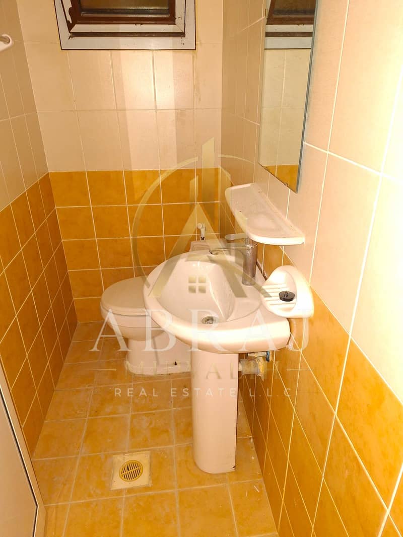 10 8974. jpg