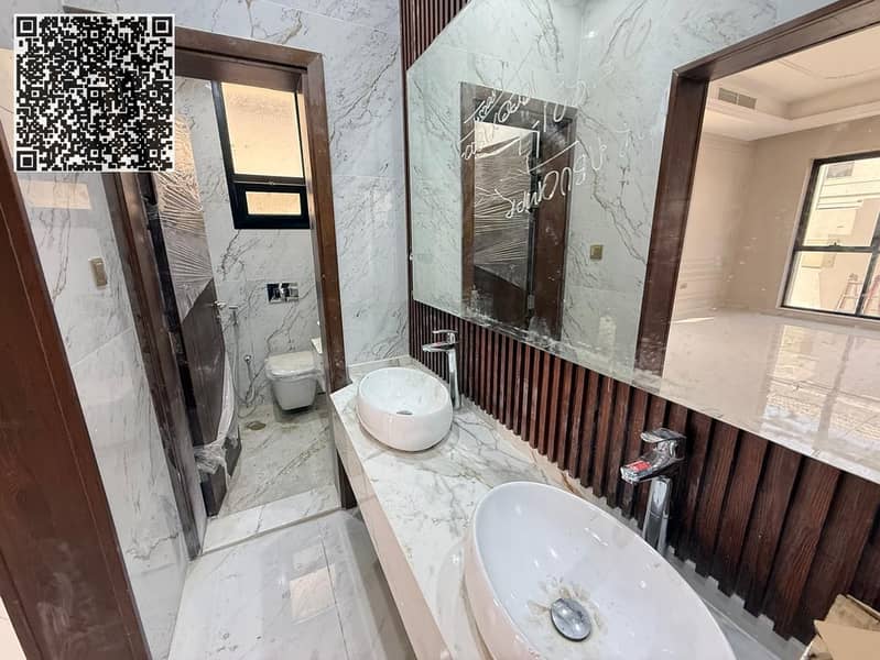 7 1ec4f00d-7328-4cb4-bdaa-7baeb1653752. jpg
