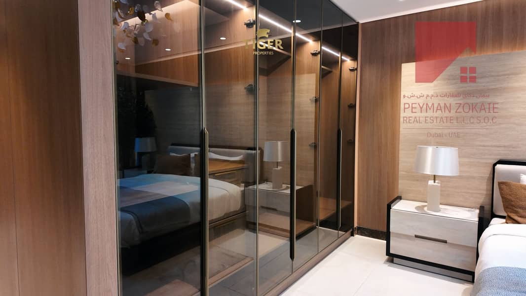 6 Show Apartment_Mock uP (15). jpg