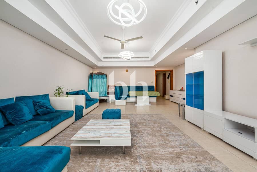 3 images image img