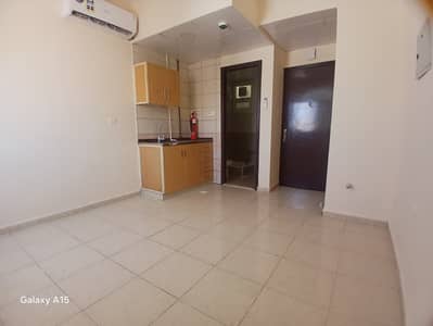 Studio te Huur in Muwaileh, Sharjah - 1000240057. jpg