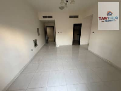 1 habitación Apartamento para en Alquiler en Corniche Ajman, Ajman - 15fa2250-9b83-4807-a1f4-731e986eaa6c. jpg