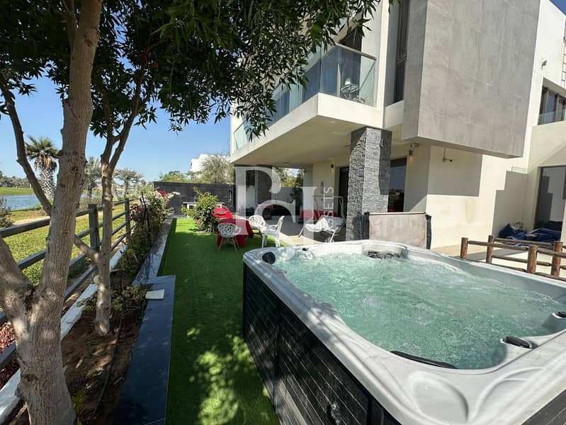 17 jacuzzi outdoors. png