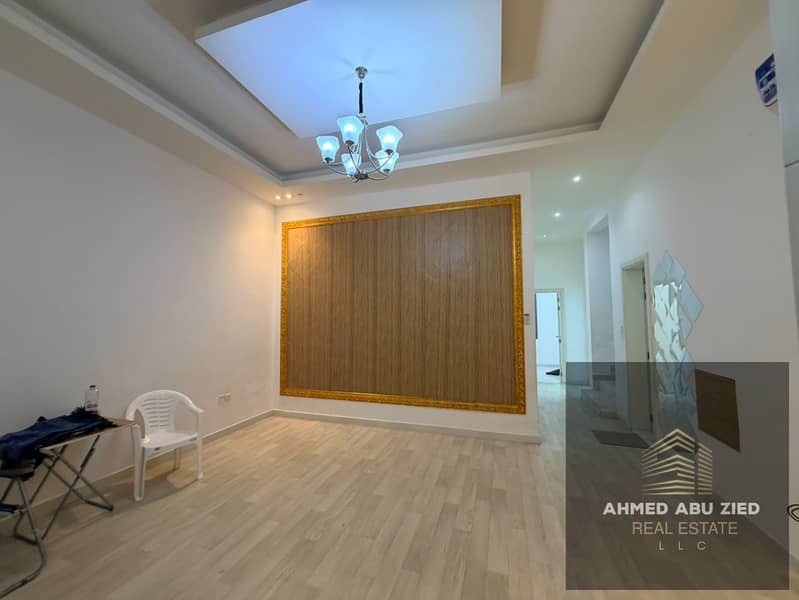 14 WhatsApp Image 2026-10-02 at 16.58. 00 (1). jpeg