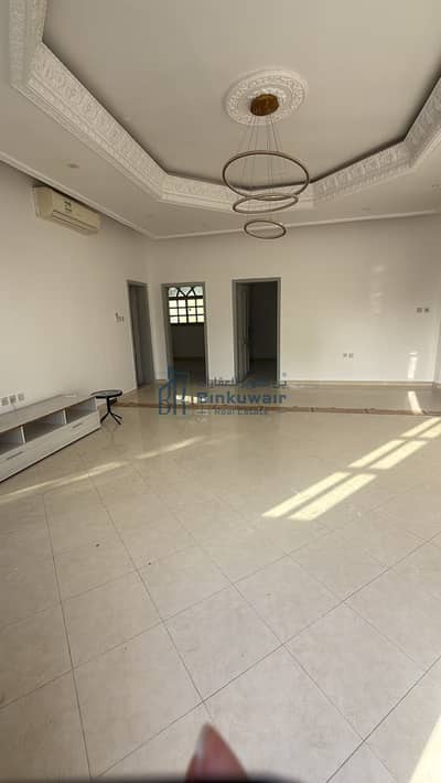 5 Camere Villa in affitto a Al Jazzat, Sharjah - WhatsApp Image 2026-09-29 at 6.16. 44 PM (1). jpeg 5 Camere Villa in affitto a Al Jazzat, Sharjah - WhatsApp Image 2026-09-29 at 6.16. 44 PM (1). jpeg