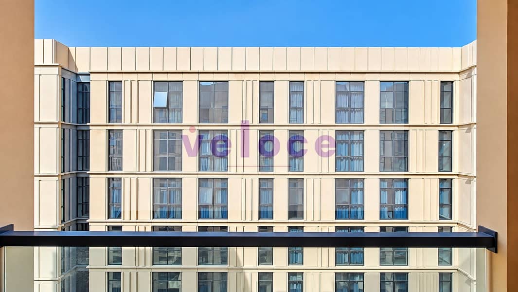 5 Symmetrical Modern Courtyard Façade. png