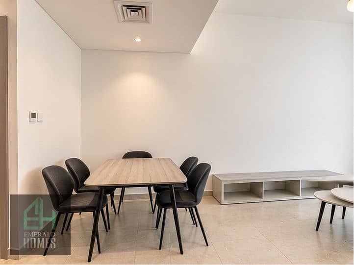 8 marketing_dining_room. jpg
