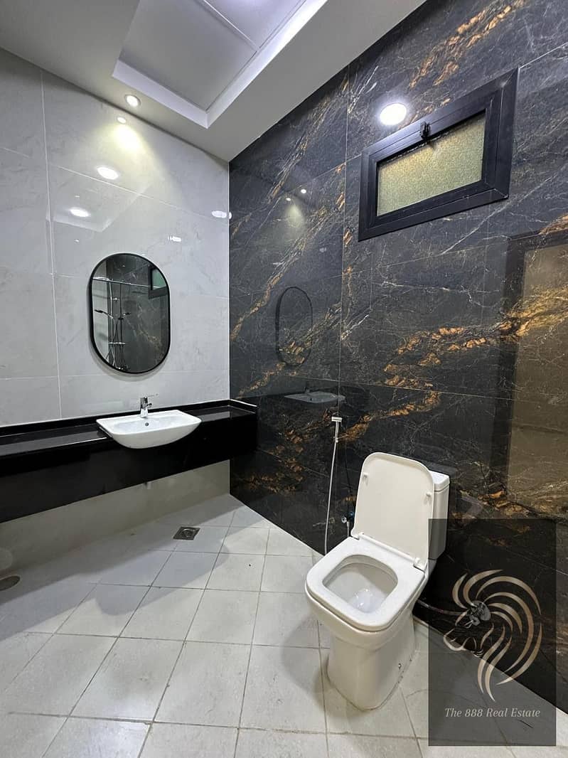 15 8ade7656-dd40-498e-97e7-60194aceb534. jpg