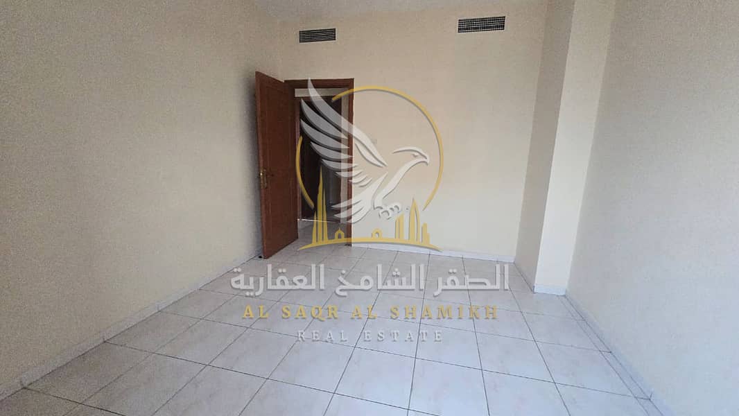 11 shqa-for-rent-3-bedroom-albwtyna-alsharqa-bedroom-18. jpg