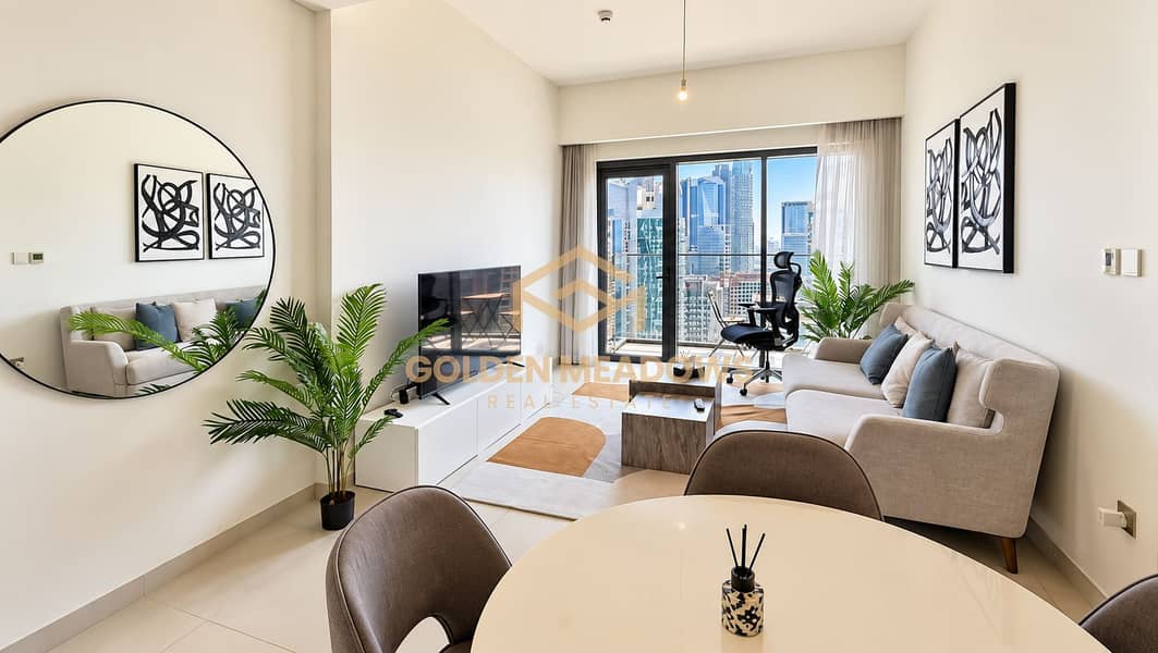 2 Bright Modern Living Room with City View. png