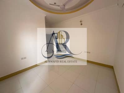 2 habitaciones Apartamento para en Alquiler en Al Jurf, Ajman - WhatsApp Image 2026-10-03 at 3.02. 34 PM. jpg 2 habitaciones Apartamento para en Alquiler en Al Jurf, Ajman - WhatsApp Image 2026-10-03 at 3.02. 34 PM. jpg